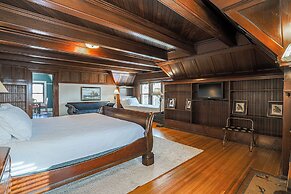 Offutt Manor