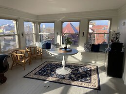 Offutt Manor