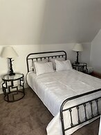 Offutt Manor