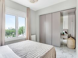 Sanders Old Port - Humble 1-bdr. Apt. w/ Balcony