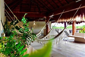 Condo With Amazing Jungle View With Top Amenities