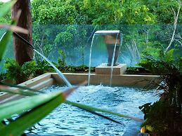 Condo With Amazing Jungle View With Top Amenities