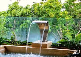 Condo With Amazing Jungle View With Top Amenities