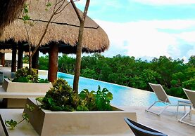 Condo With Amazing Jungle View With Top Amenities