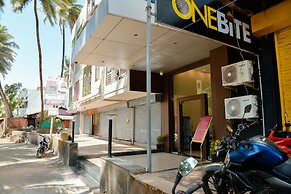 Malvan's Aishwarya Hotel