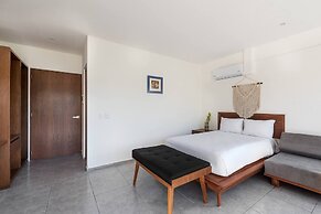 Great Located Private Villa W/amazing Rooftop Pool