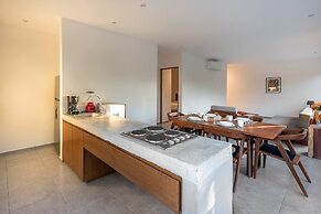 Great Located Private Villa W/amazing Rooftop Pool