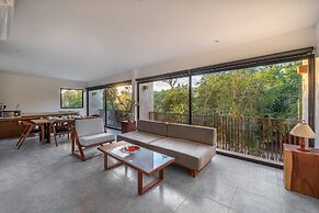 Great Located Private Villa W/amazing Rooftop Pool