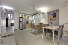 Exceptional and Comfortable for 7 People in the Center of Florence