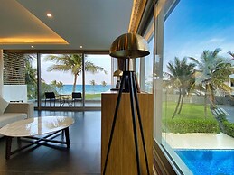 Luxury Beachfront Villa W Private Pool Beach Num1