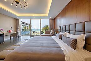 Luxury Beachfront Villa W Private Pool Beach Num1