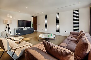 Luxury Beachfront Villa W Private Pool Beach Num1