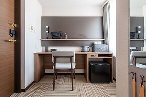 Hotel Sanrriott osakahommachi