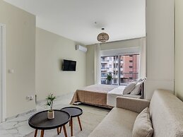 Sanders Old Port - Simple Studio w/ Balcony