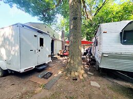 34ft Mobile Home Near Yale U