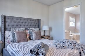 Waterfront Avenue Suites