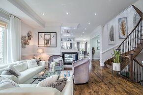 Waterfront Avenue Suites