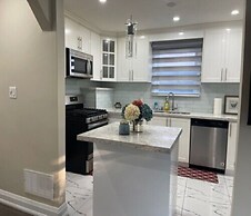 Waterfront Avenue Suites