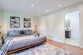 Waterfront Avenue Suites