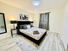 Waterfront Avenue Suites