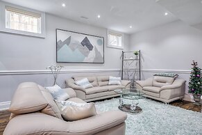 Waterfront Avenue Suites