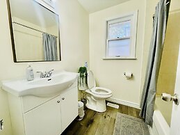 Waterfront Avenue Suites