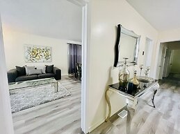 Waterfront Avenue Suites