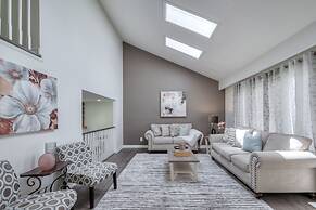 Waterfront Avenue Suites