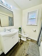 Waterfront Avenue Suites