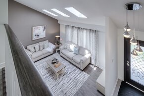 Waterfront Avenue Suites