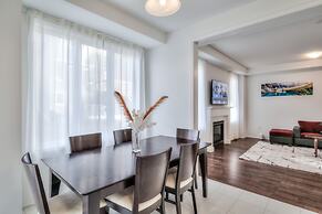 Waterfront Avenue Suites