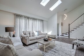 Waterfront Avenue Suites