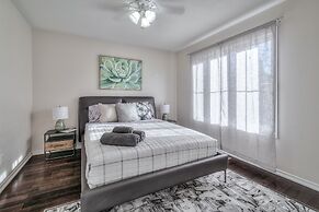 Waterfront Avenue Suites