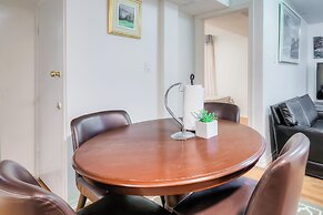 Waterfront Avenue Suites