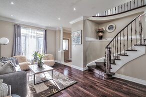 Waterfront Avenue Suites