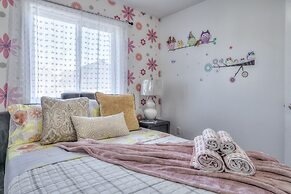 Waterfront Avenue Suites