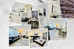 Waterfront Avenue Suites