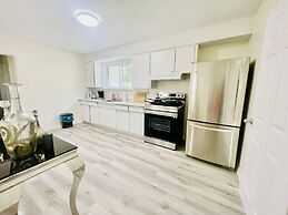 Waterfront Avenue Suites