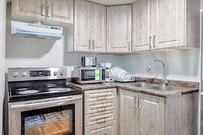 Waterfront Avenue Suites