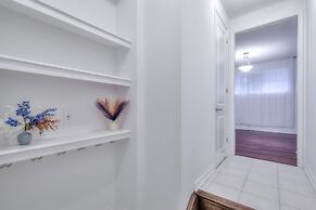 Waterfront Avenue Suites