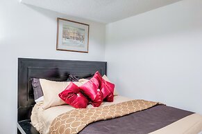 Waterfront Avenue Suites