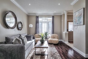 Waterfront Avenue Suites