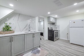 Waterfront Avenue Suites