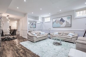 Waterfront Avenue Suites