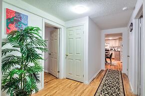 Waterfront Avenue Suites