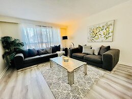 Waterfront Avenue Suites