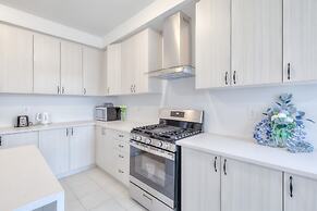 Waterfront Avenue Suites