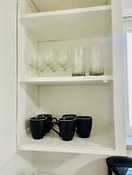 Waterfront Avenue Suites