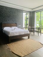 tana mysterious garden resort