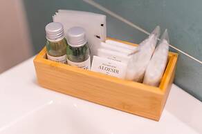 Port Alba in Naples With 1 Bedrooms and 1 Bathrooms